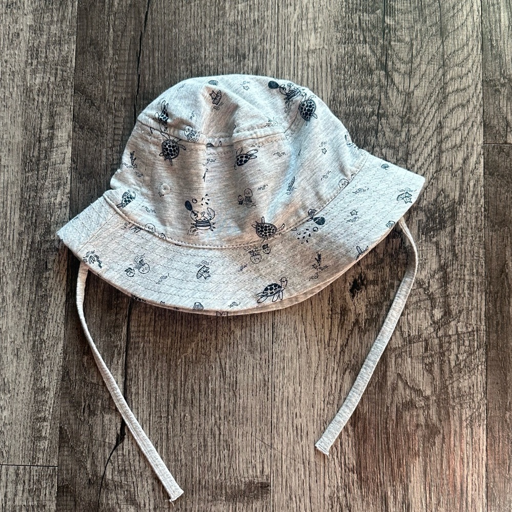 H&M baby sun hat